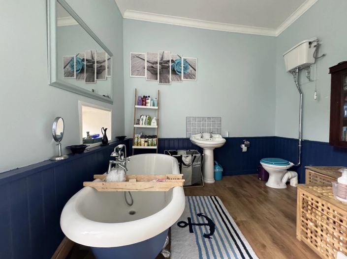 Image No.11-8 Bed House for sale