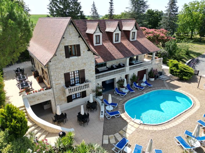 Image No.1-Maison de 8 chambres à vendre à Nanteuil-Auriac-de-Bourzac