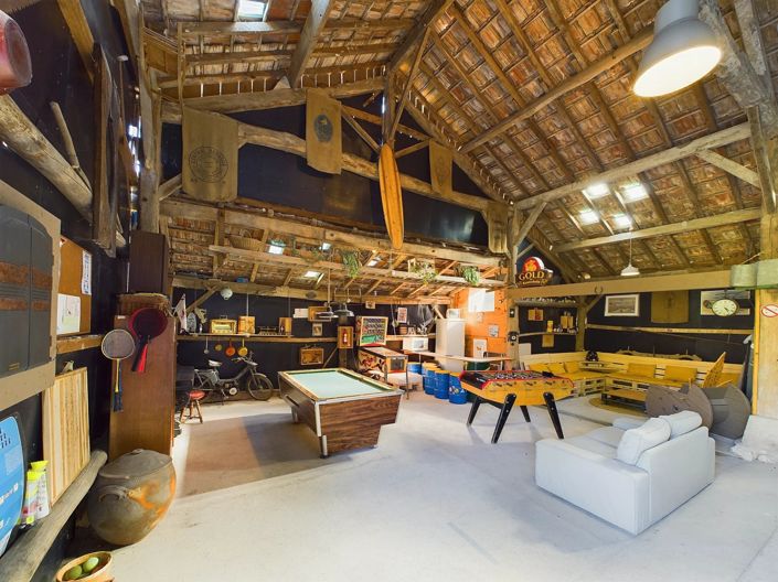 Image No.6-11 Bed House for sale