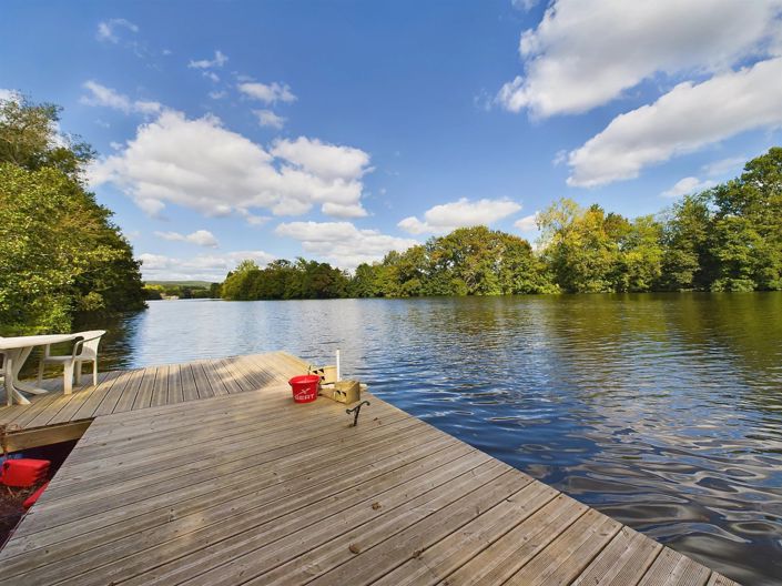 Image No.2-8 Bed House for sale