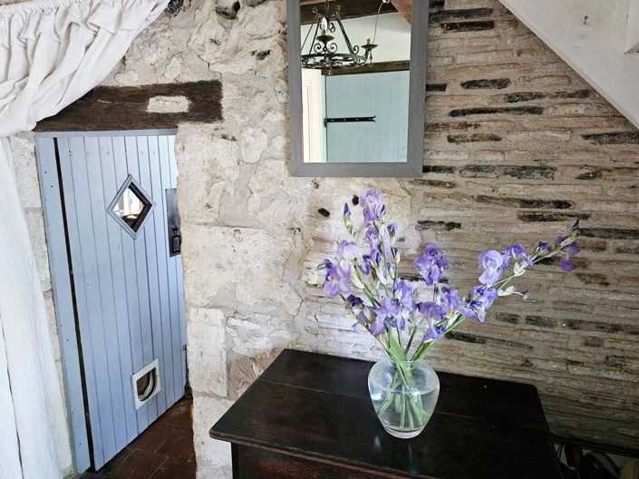 Image No.12-7 Bed House for sale