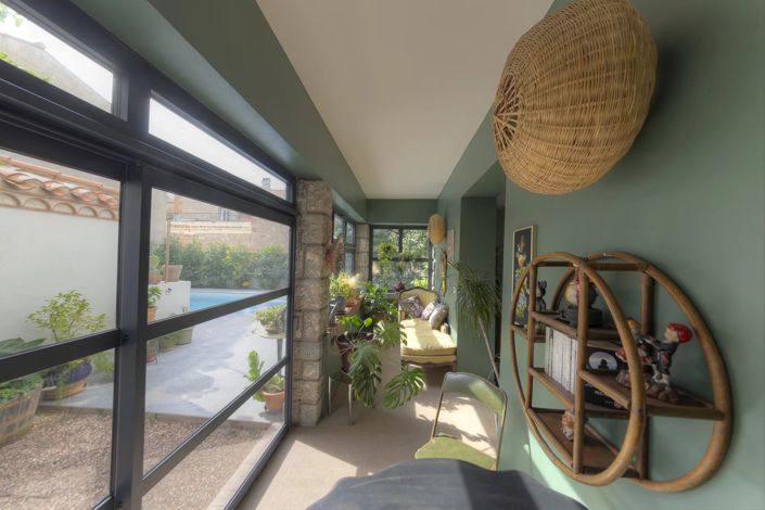 Image No.7-7 Bed House for sale