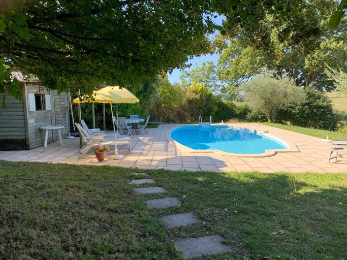 Image No.2-6 Bed House for sale