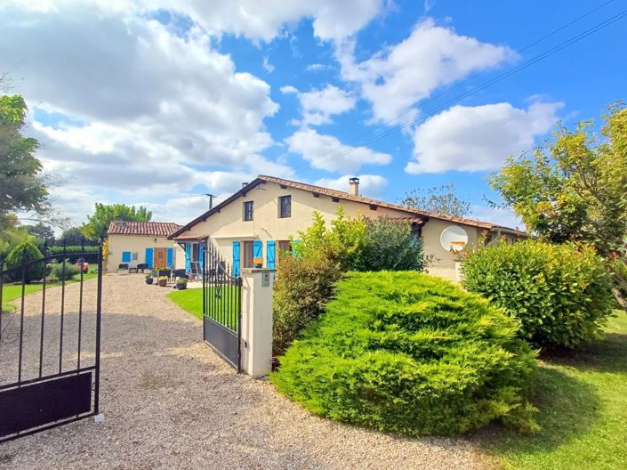 Image No.1-5 Bed House for sale