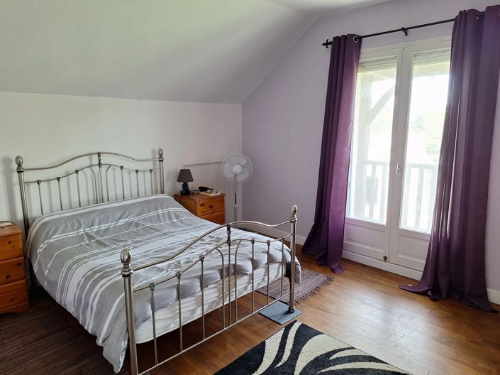 Image No.3-3 Bed House for sale