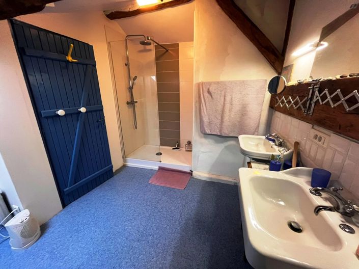 Image No.9-5 Bed House for sale