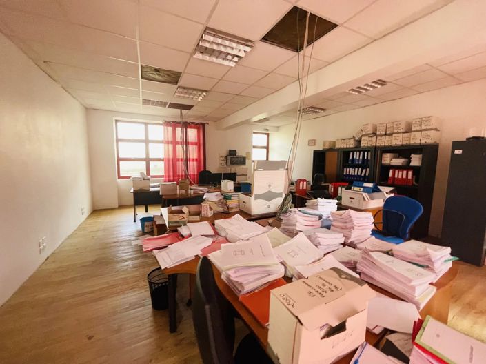 Image No.15-Commercial de 5 chambres à vendre à Barbezieux-Saint-Hilaire