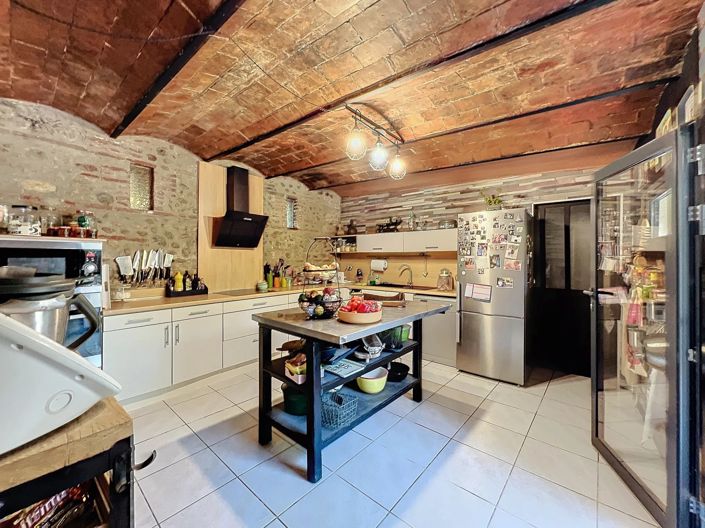 Image No.10-4 Bed House for sale