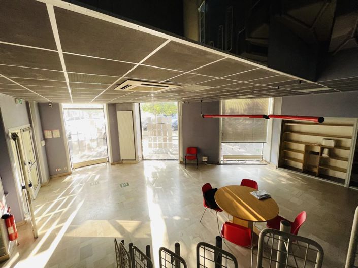 Image No.8-Commercial à vendre à Jonzac