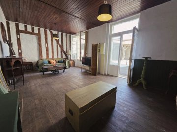 f1b889403eb758067bcf1ce07c85abbbcc3f9194b6400