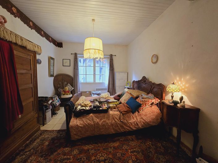 Image No.8-3 Bed Village House for sale