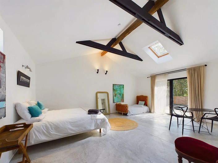 Image No.14-4 Bed House for sale