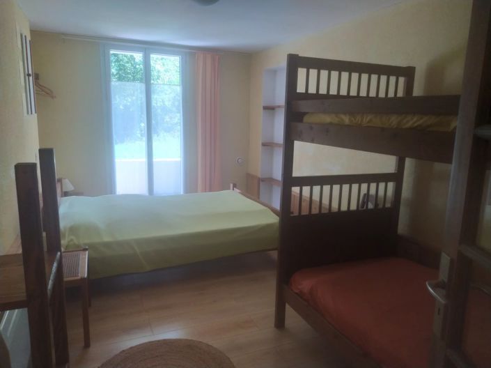 Image No.10-8 Bed House for sale