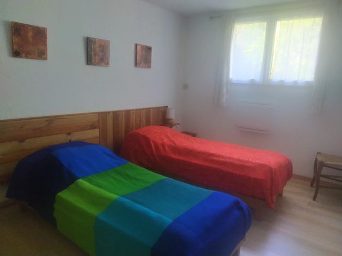 Image No.12-8 Bed House for sale