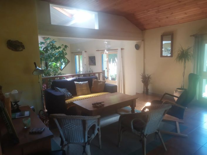 Image No.15-8 Bed House for sale