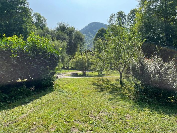 Image No.2-8 Bed House for sale