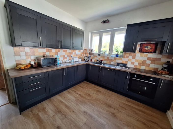 Image No.3-3 Bed House for sale