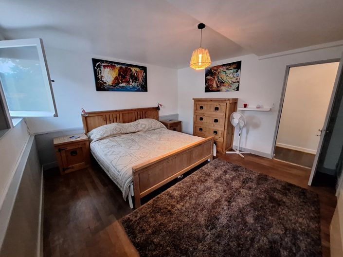 Image No.9-3 Bed House for sale