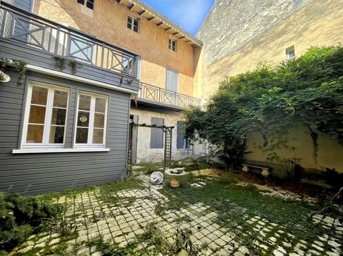 Image No.1-Maison de 7 chambres à vendre à Nérac