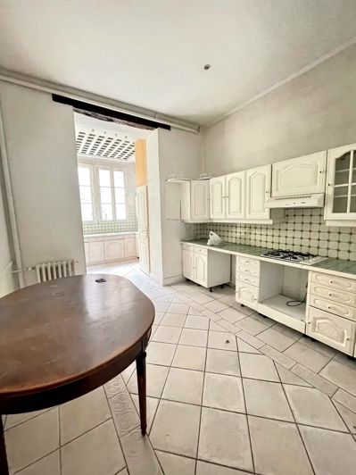 Image No.6-7 Bed House for sale