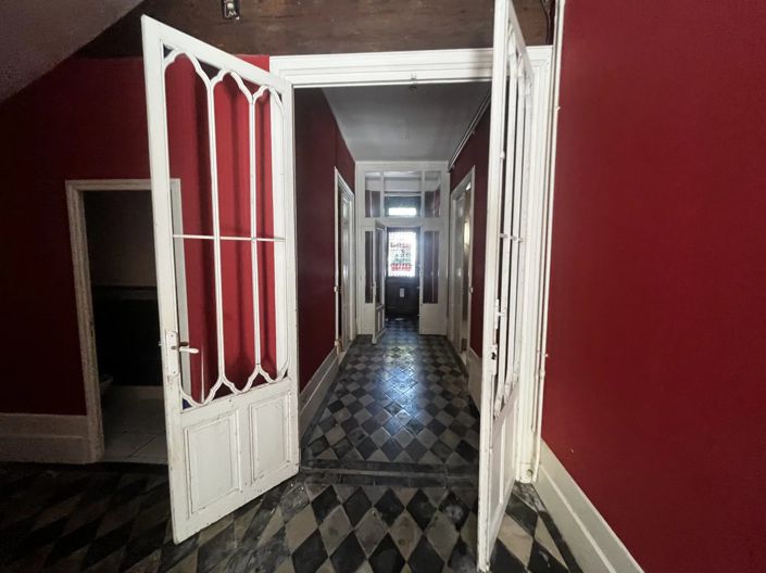 Image No.5-7 Bed House for sale