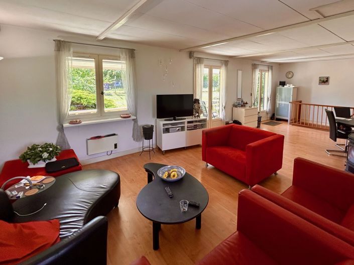 Image No.6-3 Bed House for sale