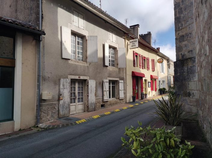 Image No.14-3 Bed House for sale