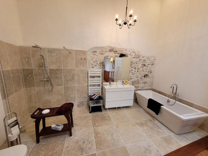 Image No.5-2 Bed House for sale