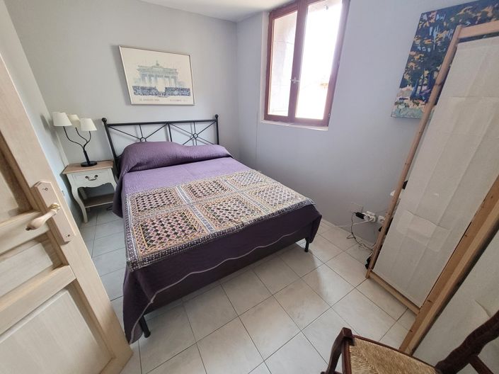 Image No.4-2 Bed House for sale