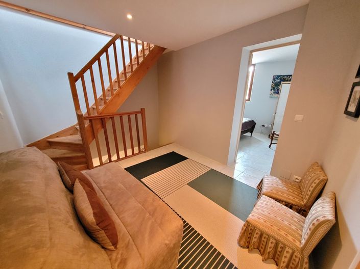 Image No.2-2 Bed House for sale