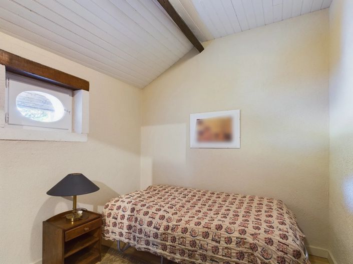 Image No.14-6 Bed House for sale