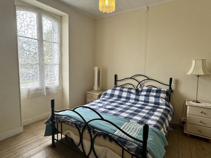 Image No.9-3 Bed Village House for sale