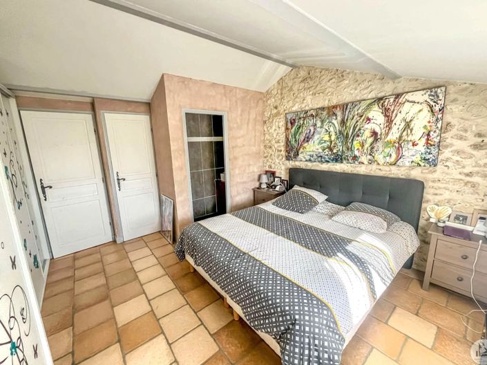 Image No.7-6 Bed Village House for sale