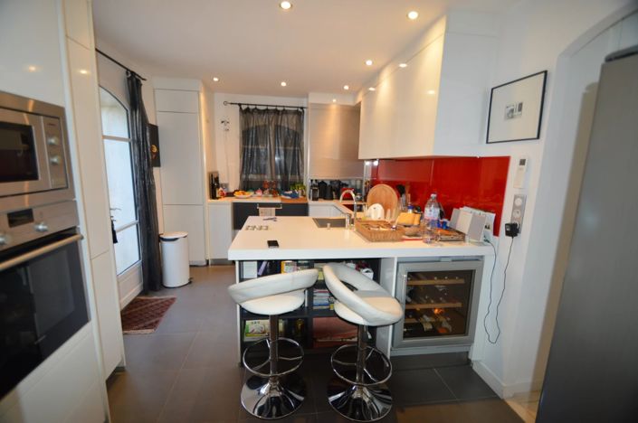 Image No.4-4 Bed House for sale