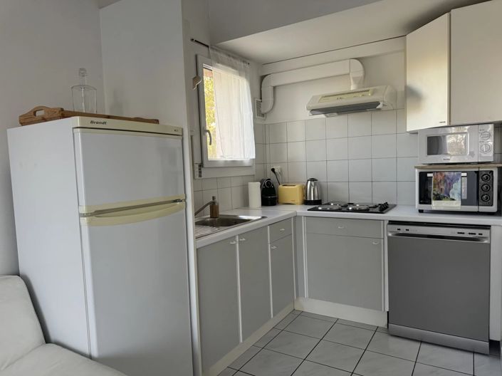 Image No.3-2 Bed Property for sale