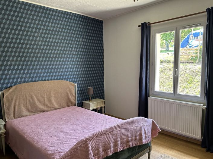 Image No.12-3 Bed House for sale