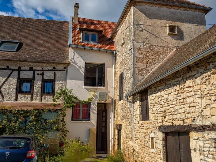 Image No.1-Maison de village de 4 chambres à vendre à Souillac