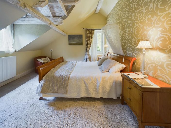 Image No.15-5 Bed House for sale