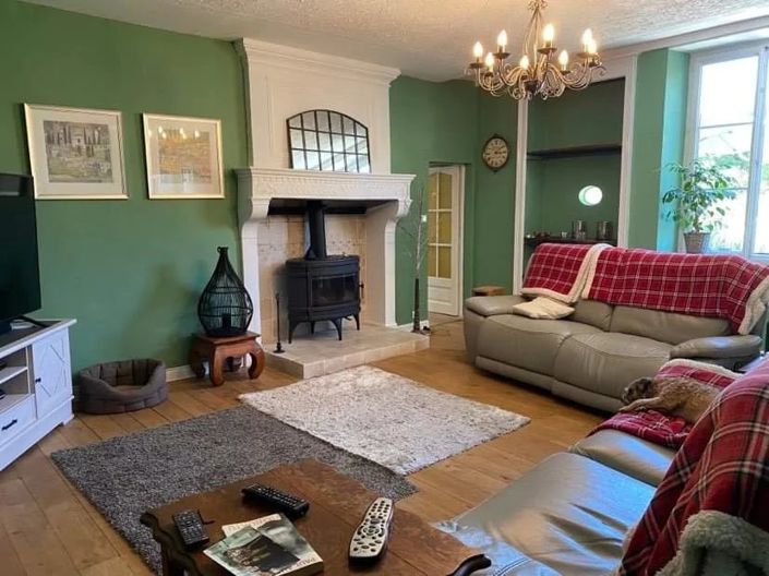 Image No.7-5 Bed Village House for sale