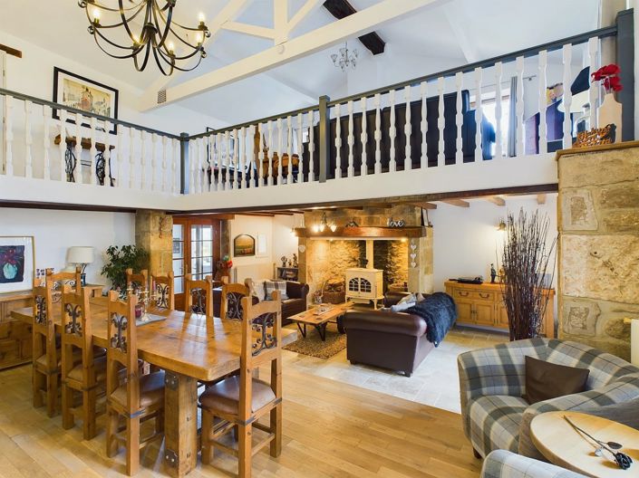 Image No.3-5 Bed House for sale