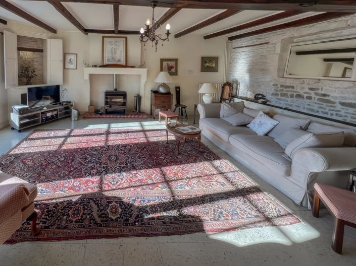 Image No.4-4 Bed House for sale