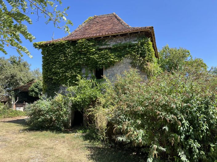 Image No.11-3 Bed House for sale