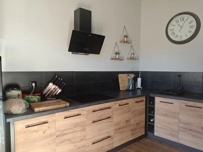 Image No.6-7 Bed House for sale