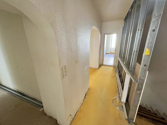 Image No.14-3 Bed House for sale