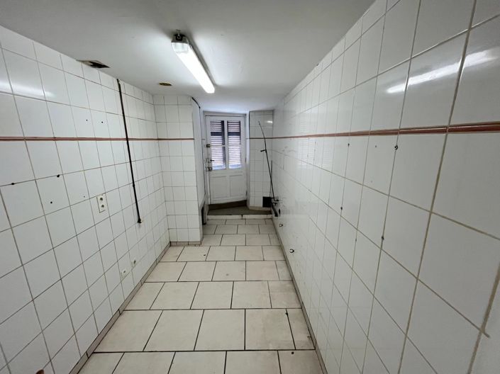 Image No.15-3 Bed House for sale