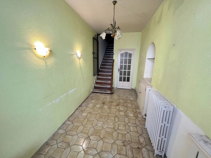 Image No.3-3 Bed House for sale