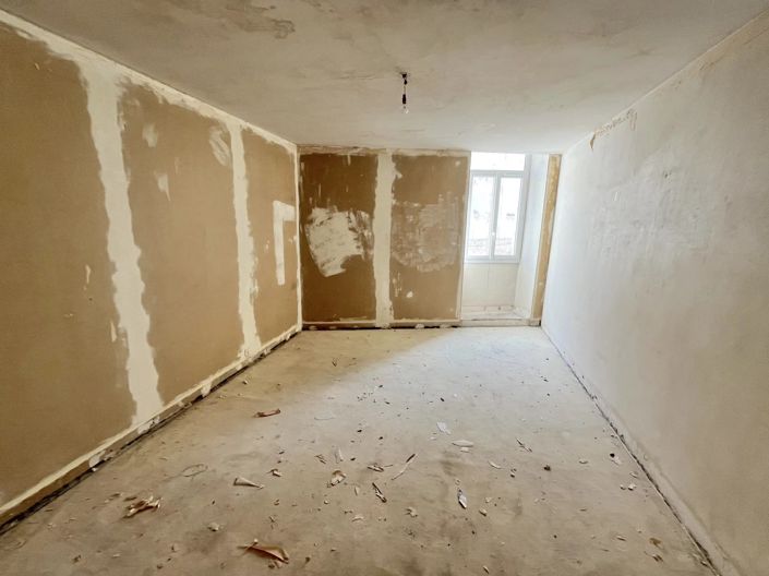 Image No.8-3 Bed House for sale