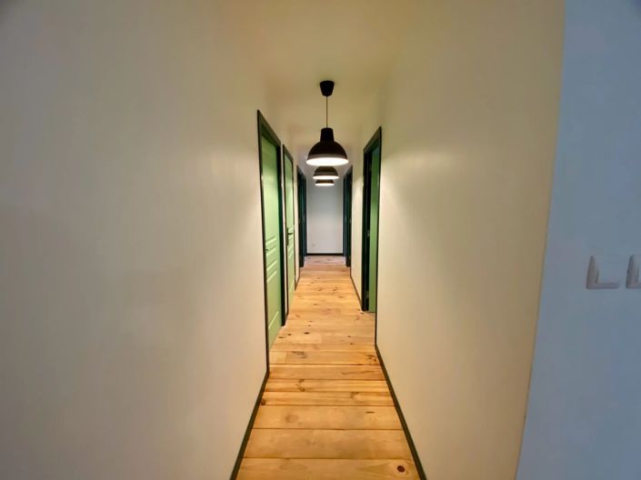 Image No.8-4 Bed House for sale