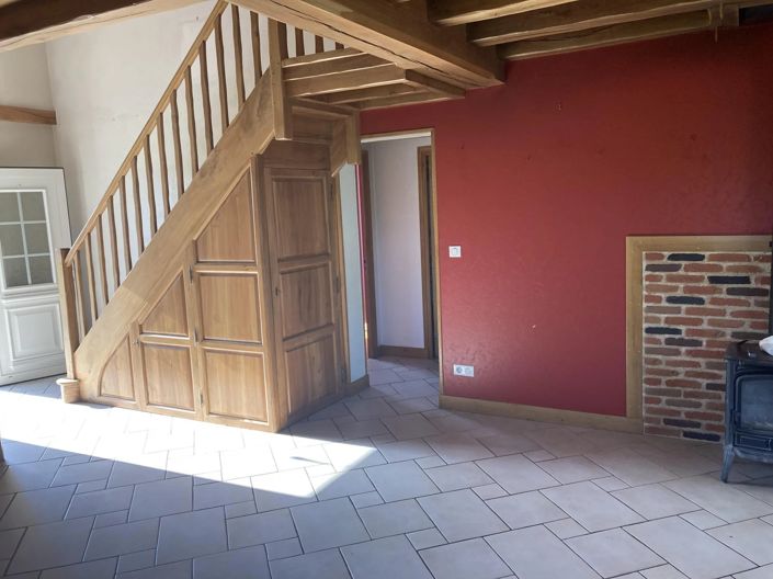 Image No.10-3 Bed House for sale