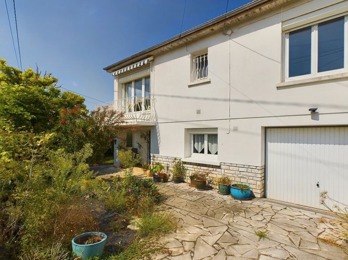 Image No.15-2 Bed House for sale